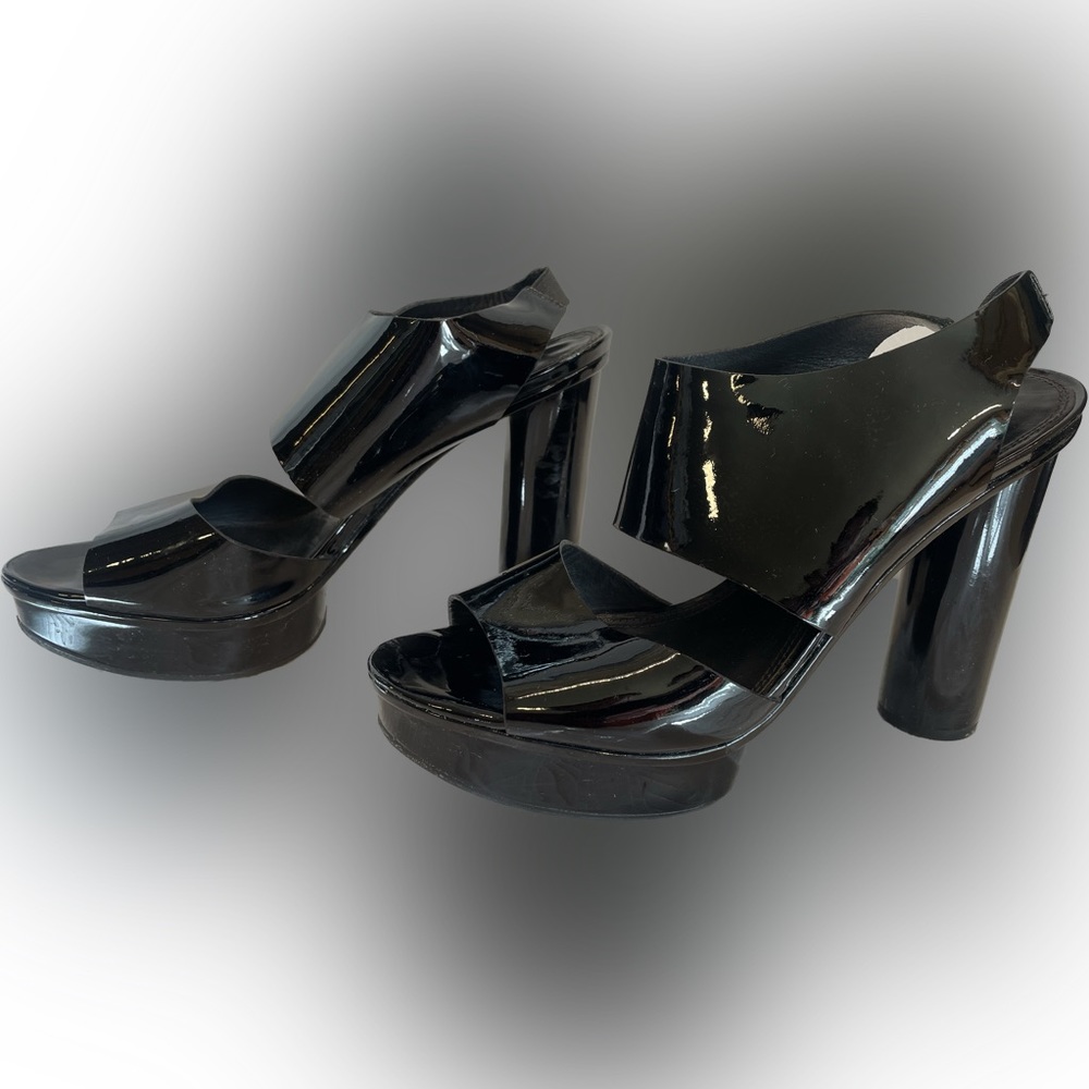 Pour la Victoire black patent platform heels